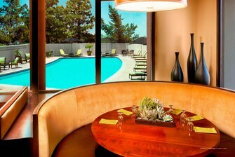 Фото Sheraton Albuquerque Airport Hotel