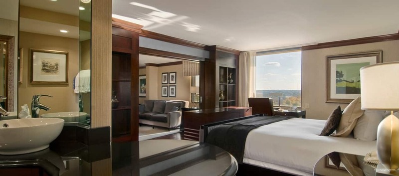 Фото Hilton Raleigh North Hills