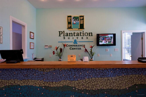 Гостиница Plantation Suites & Conference Center