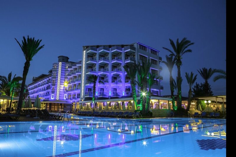 Гостиница Caretta Beach Hotel в Конаклы