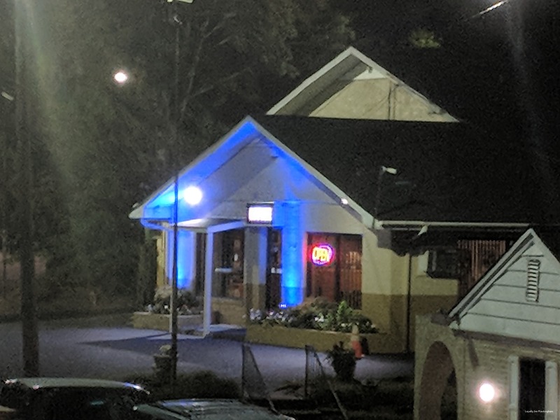 Фото Loyalty Inn Rockingham