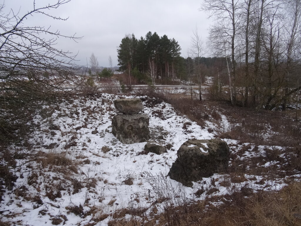 Memorial site, local landmark Разбитая долговременная замаскированная огневая точка, Bryansk Oblast, photo