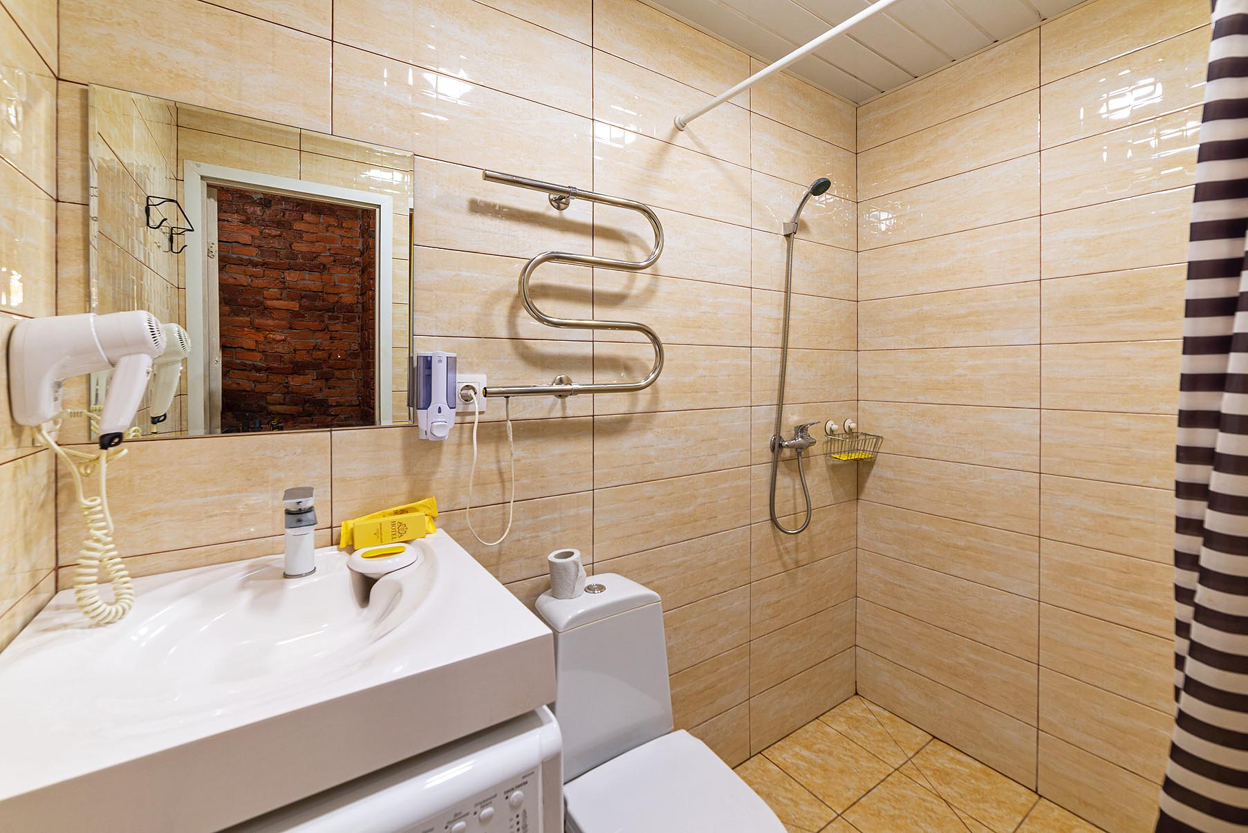 Фото Чёрное Дерево