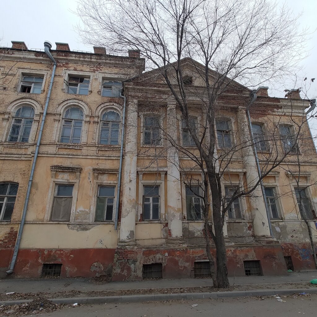 Landmark, attraction Здание больничного комплекса российского общества Красный крест, Astrahan, photo