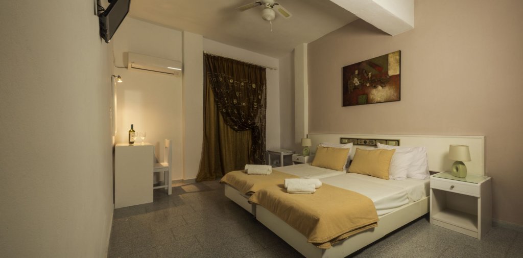 Фото Ikaros Hotel