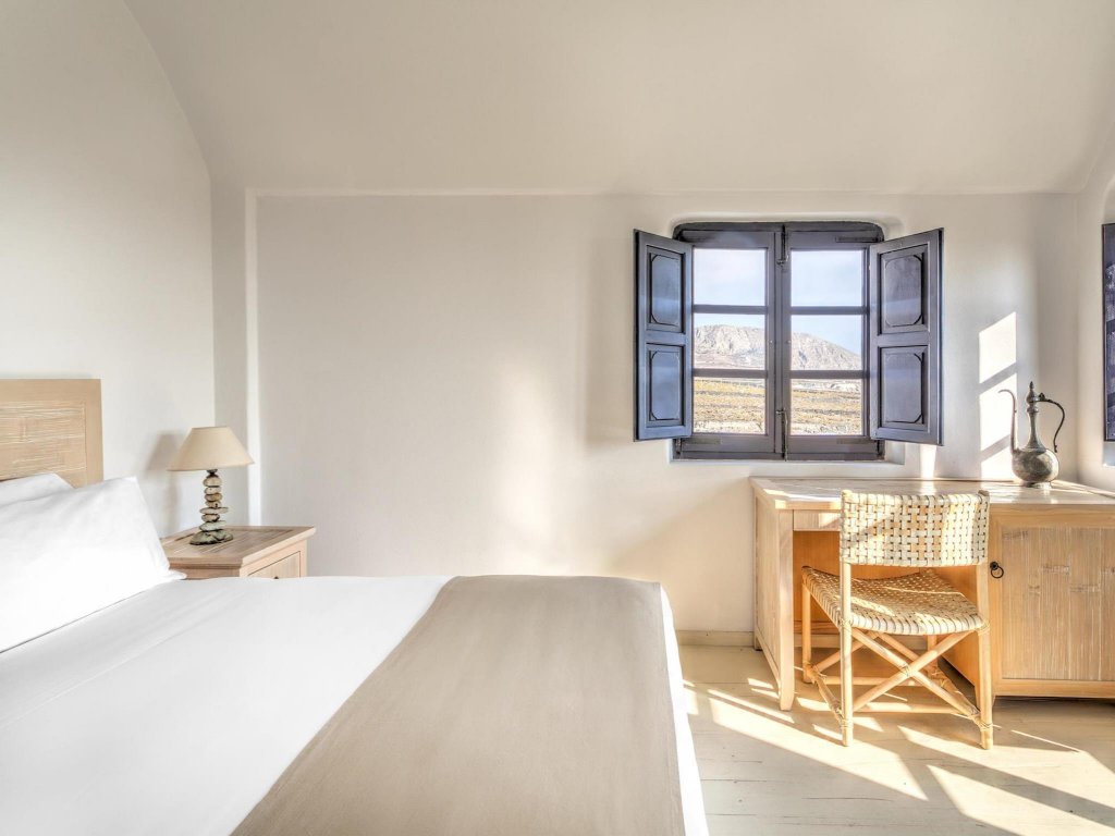 Фото Vedema, a Luxury Collection Resort, Santorini