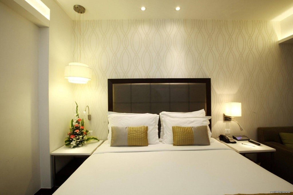 Фото The Sahil Hotel