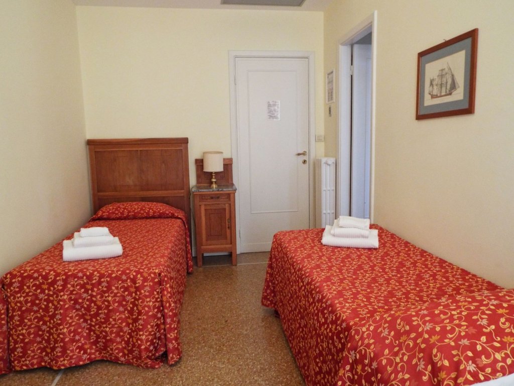 Фото Hotel Canali