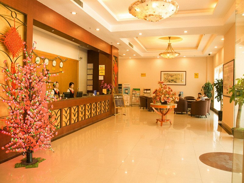 Гостиница GreenTree Inn Zhongshan Nanlang Metro Station Branch