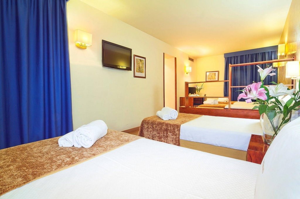 Фото Acta Splendid