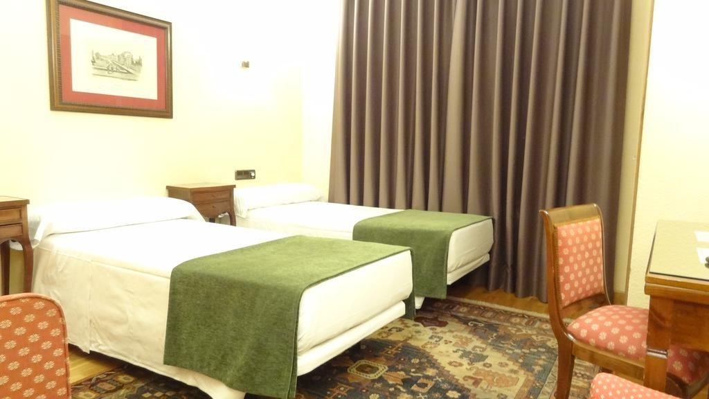 Фото Hotel Hernán Cortés
