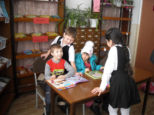 Kütüphaneler Краснокумская сельская библиотека № 4, Stavropolski krayı, foto