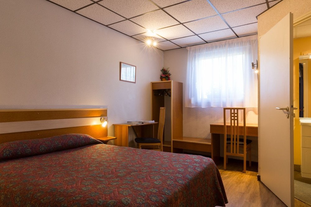 Фото Sure Hotel by Best Western Dole