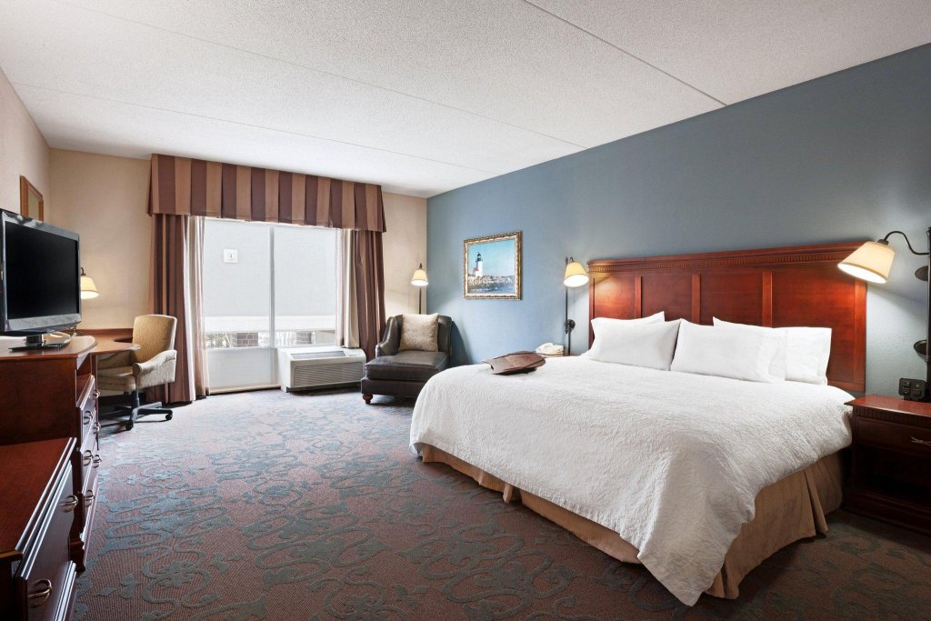 Фото Hampton Inn & Suites Wells-Ogunquit