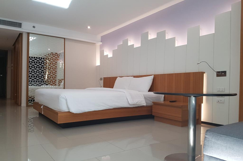 Фото The Whisper Hotel