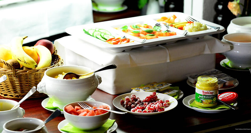 Фото Hotel Goldener Adler