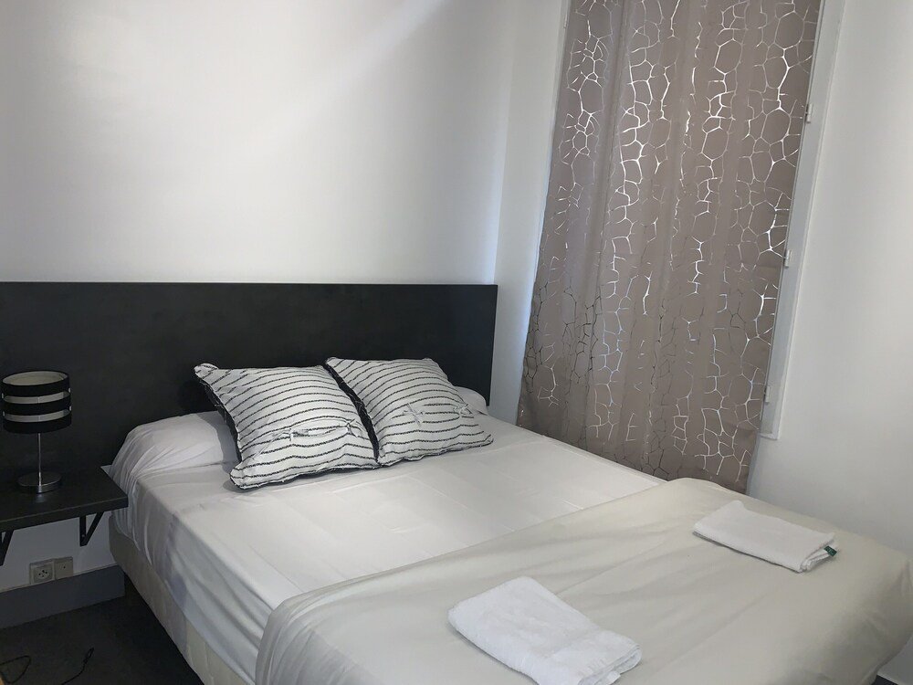 Фото Anatole France Hotel