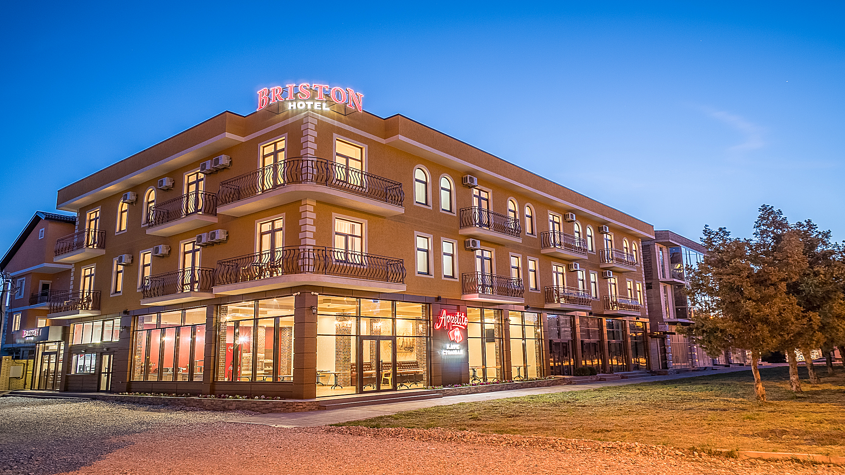 Фото отеля 3