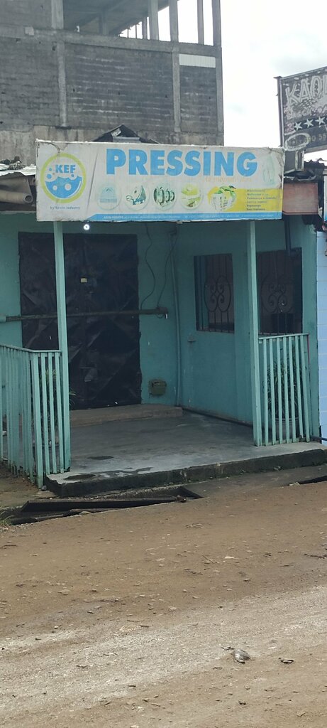 Dry cleaning Fresh Pressing, Douala, photo