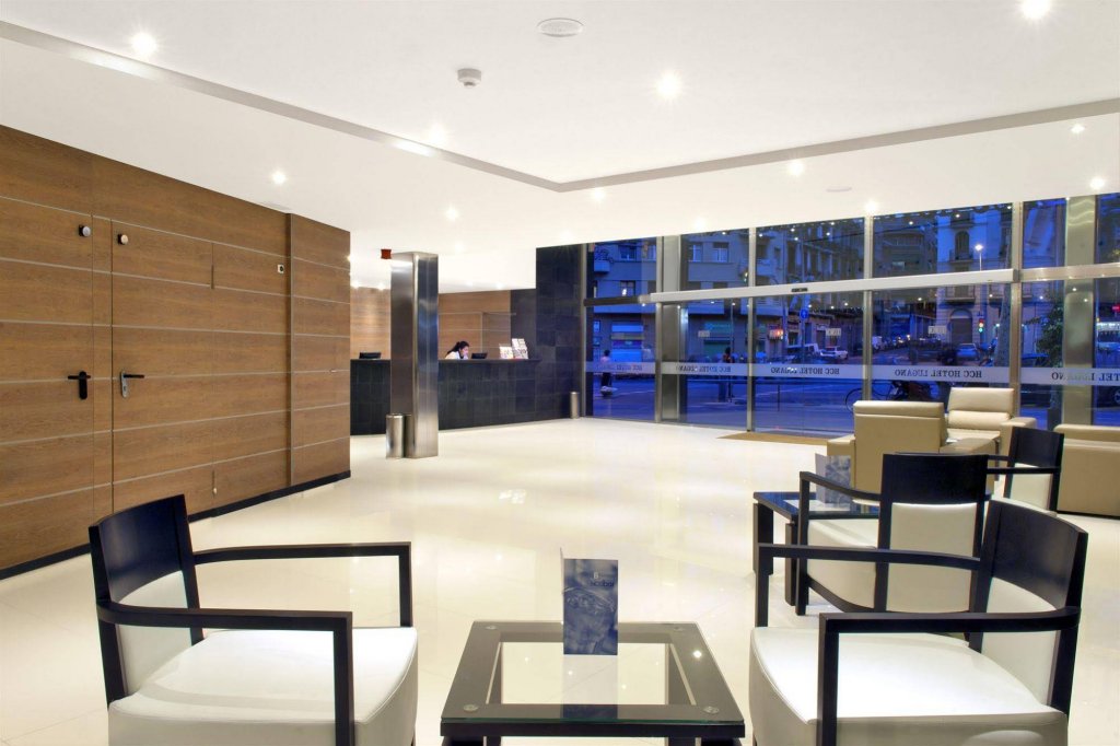 Фото Hotel Lugano Barcelona