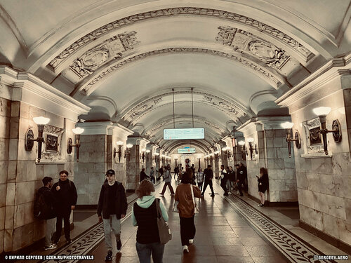 Metro Oktyabrskaya (Moscow, Leninsky Avenue, 2Б), metro station