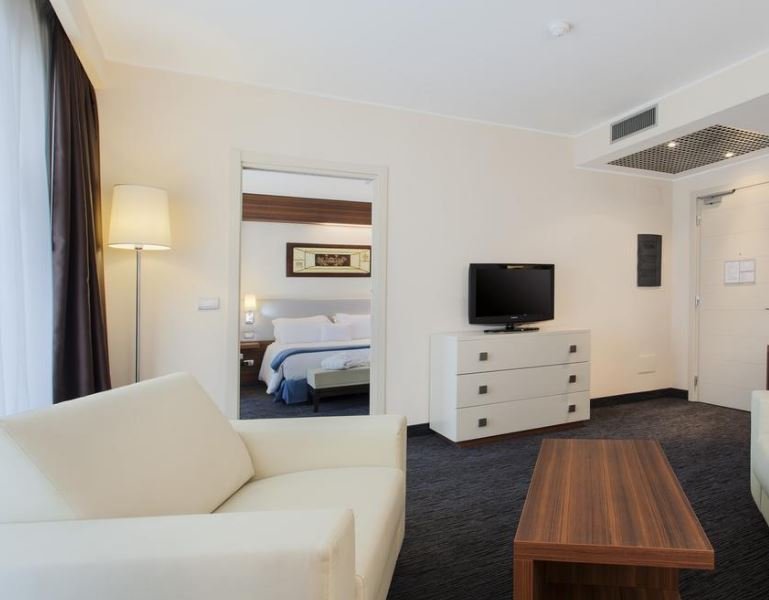 Фото DoubleTree by Hilton Hotel Olbia - Sardinia