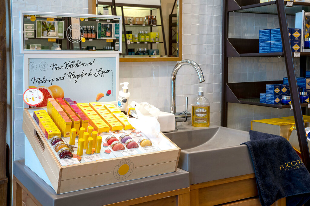 Perfume and cosmetics shop L'occitane EN Provence, Bremen, photo
