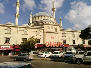 Fatih Sultan Mehmet Cami (Cumhuriyet Mahallesi Çamlık Cadde No: 1A), cami  Beylikdüzü'nden