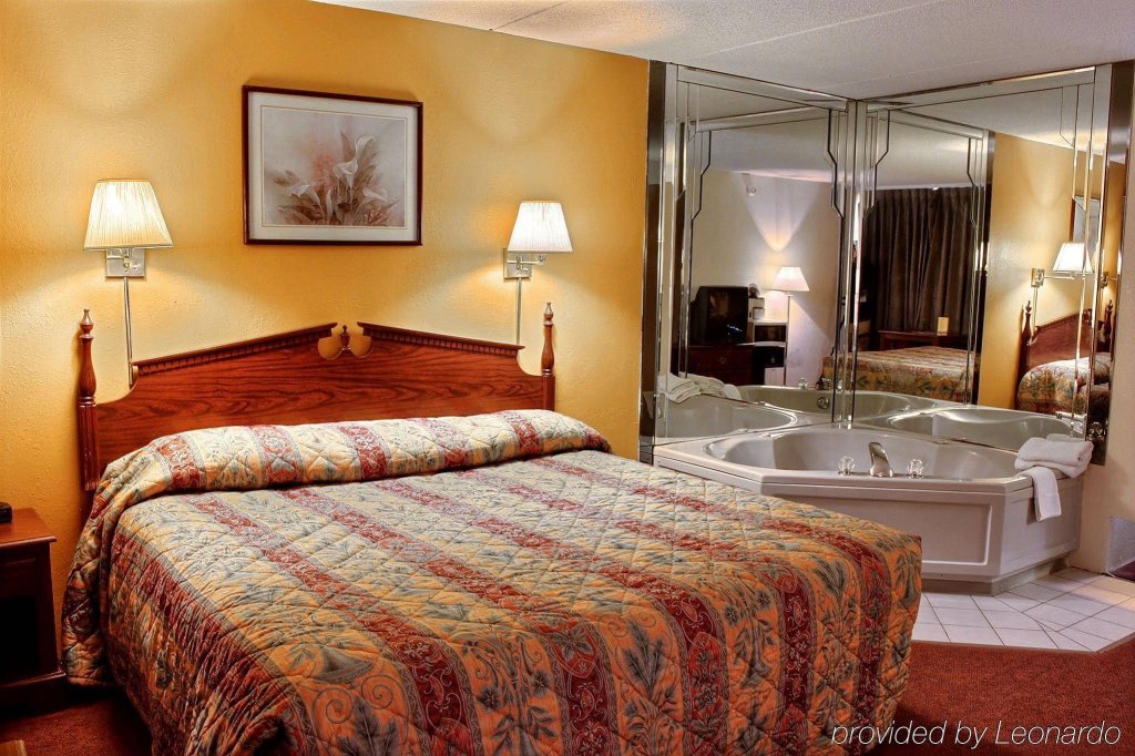 Фото Red Roof Inn Niagara Falls