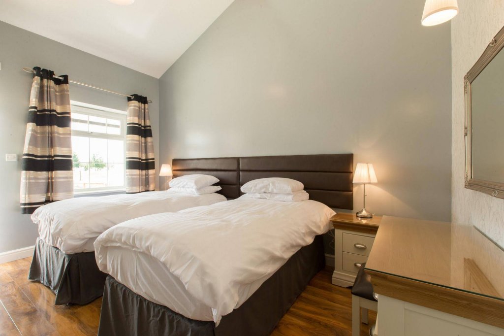 Фото Silverstone Golf Club & Hotel