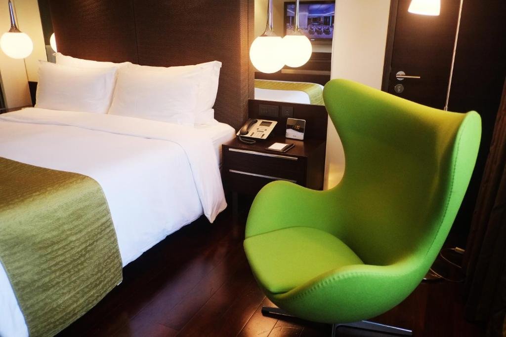 Фото The Mira Hong Kong Hotel