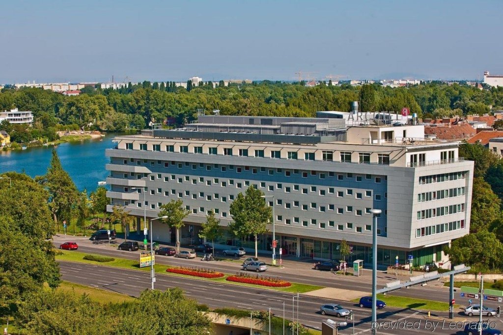 Фото отеля 5