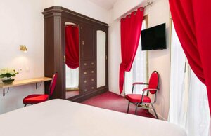 Гостиница Hôtel Locarno Nice