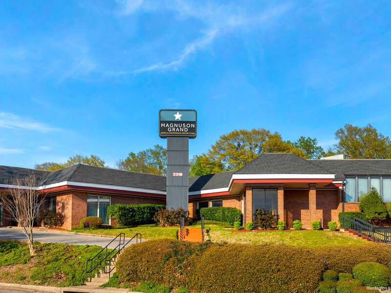 Фото Huntington Inn