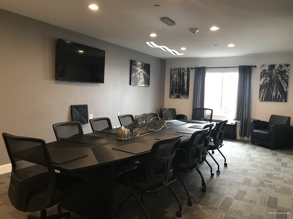 Фото 83733978426