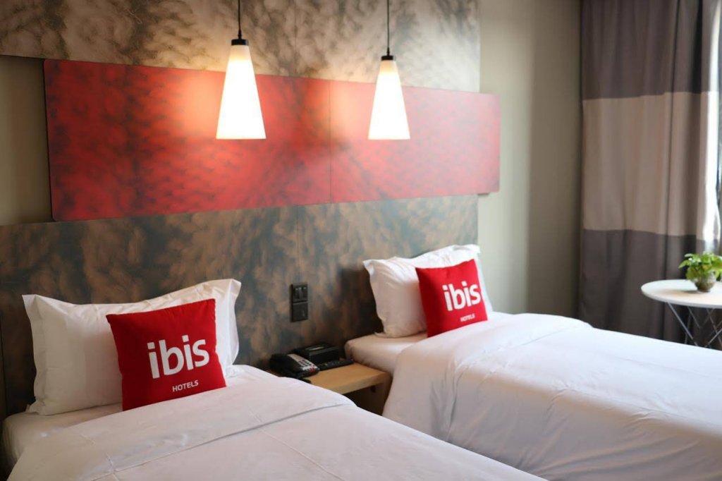 Фото Ibis Shanghai North The Bund Zhoujiazui Road