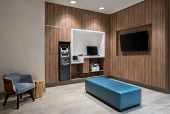 Фото Delta Hotels by Marriott Richmond Downtown