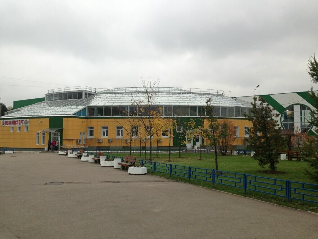 Зеленоградский ледовый дворец