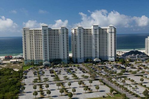 Жильё посуточно Gulf-Front Beach Club Corner Unit: Pools & Tennis Condo