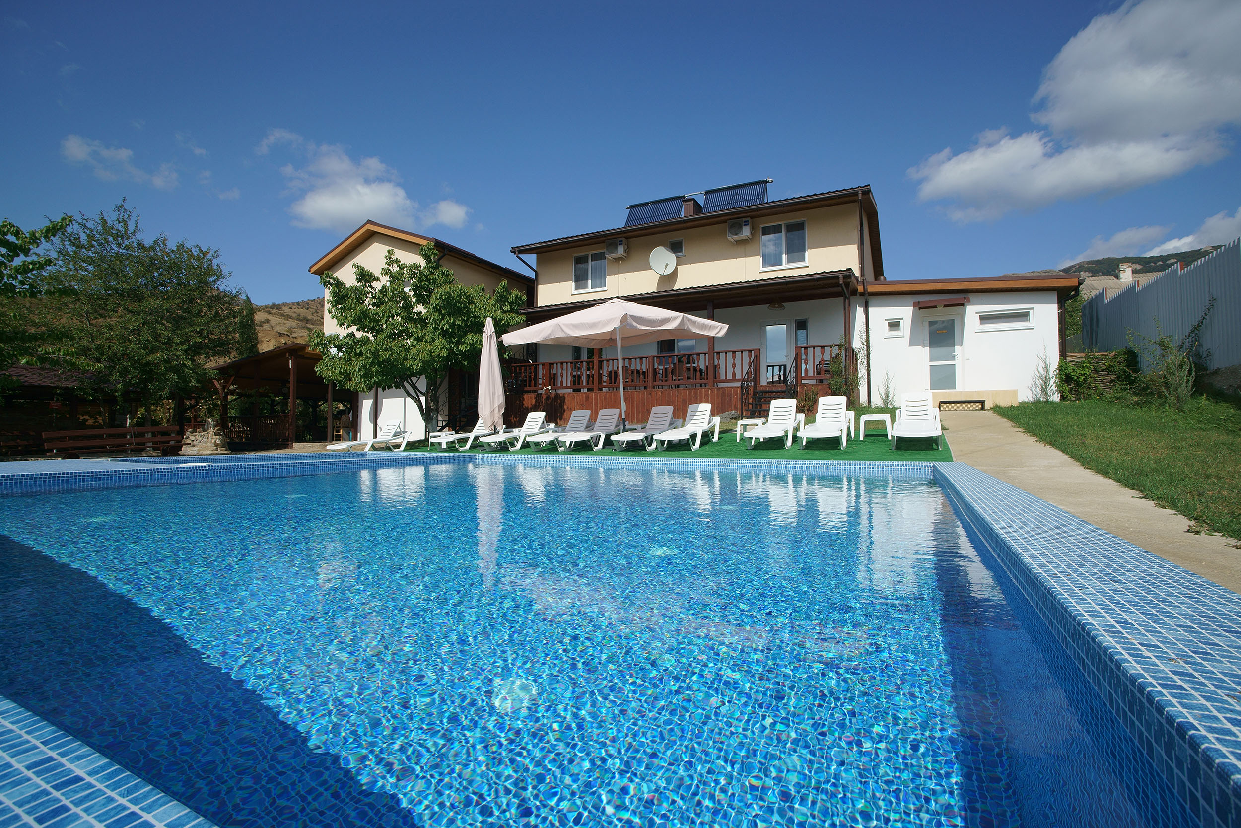 Фото отеля 3