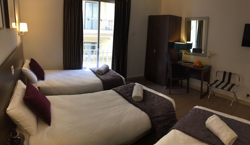 Фото Carlton Hotel