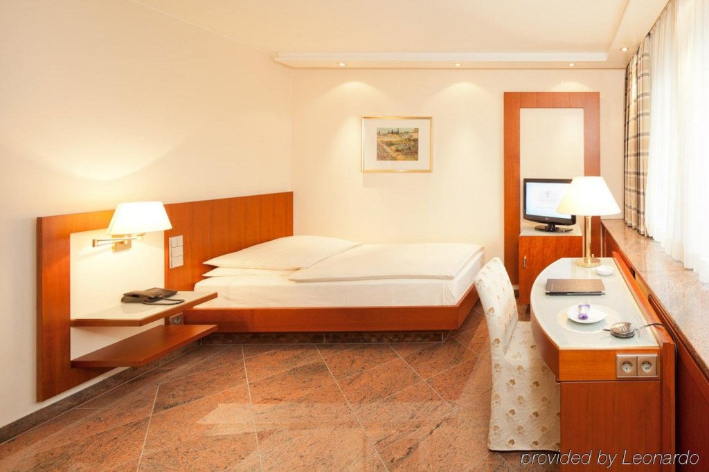 Фото Jams Music Hotel Munich