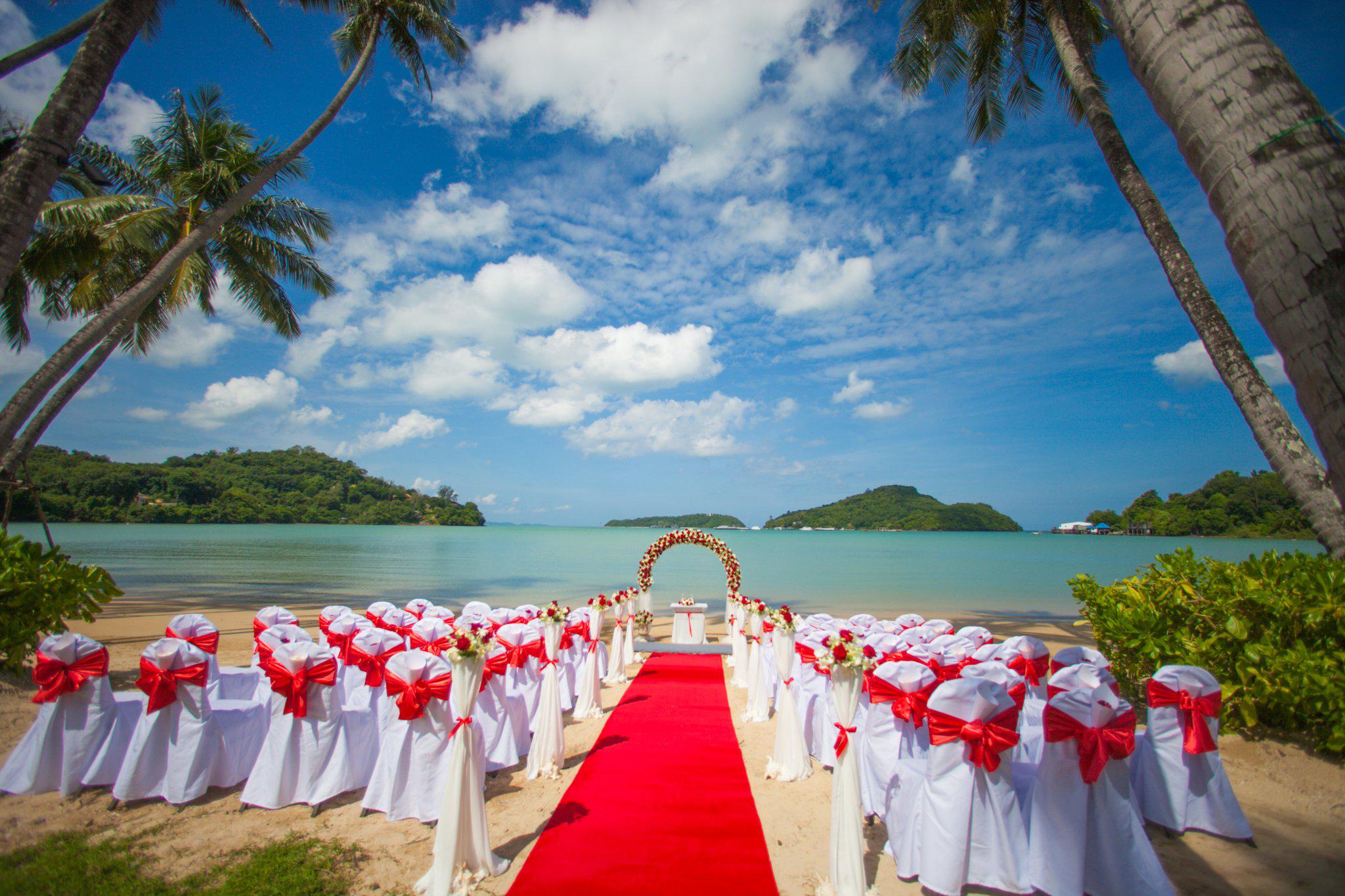 Фото Phuket Panwa Beachfront Resort