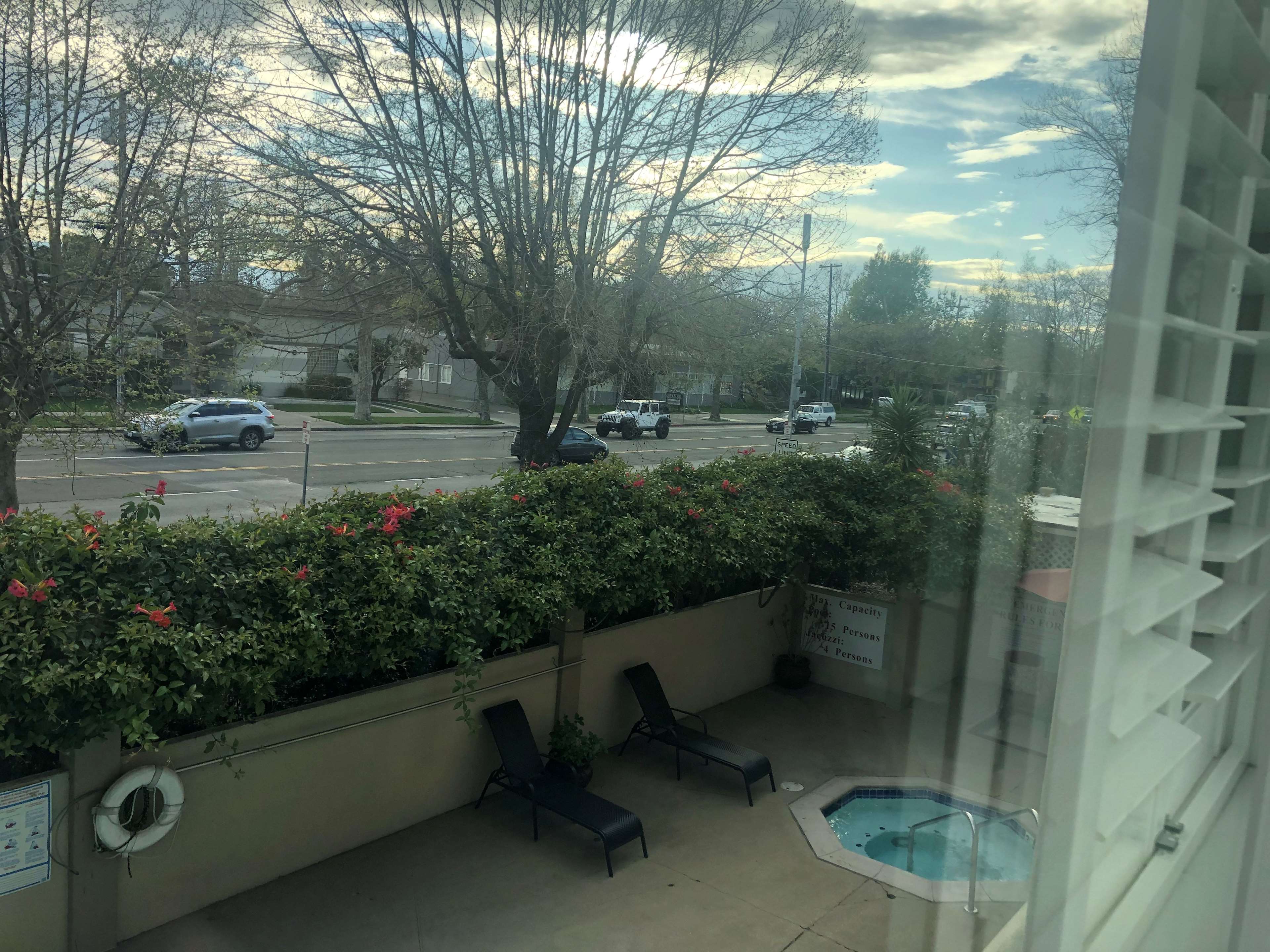 Фото Best Western Plus Airport Plaza