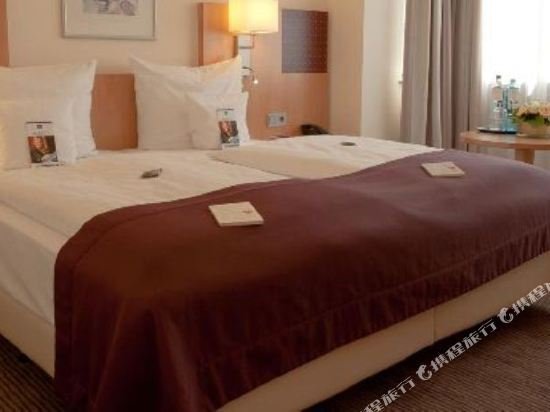 Фото Hotel Scala Frankfurt City