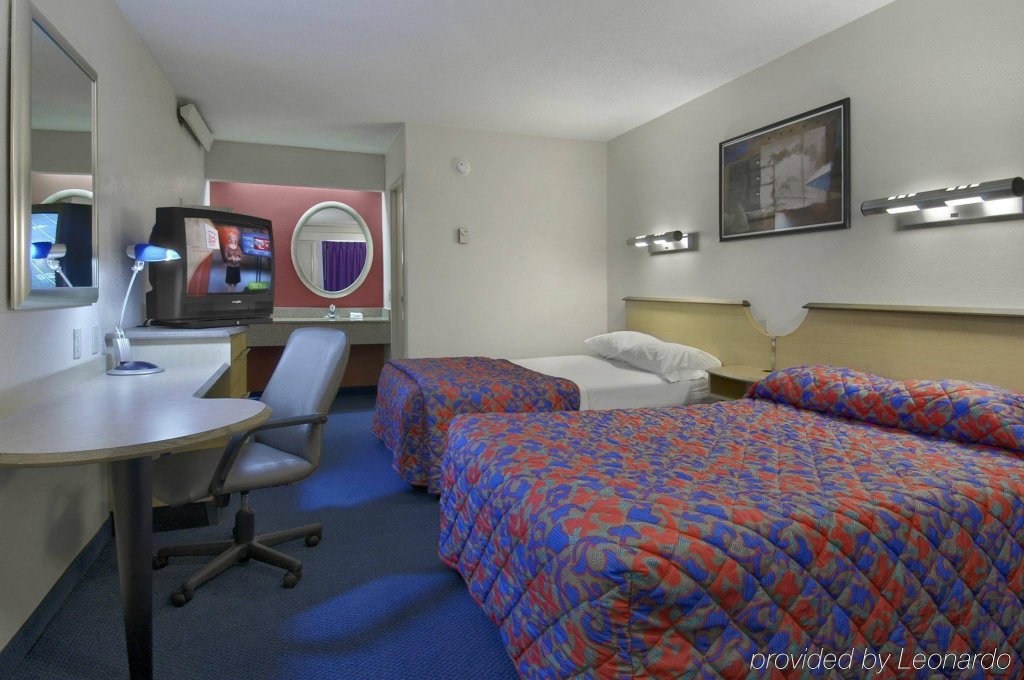 Фото Red Roof Inn Atlanta South - Morrow