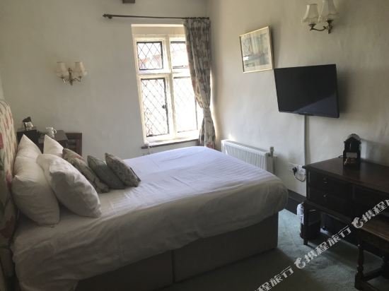 Фото Seckford Hall Hotel & SPA