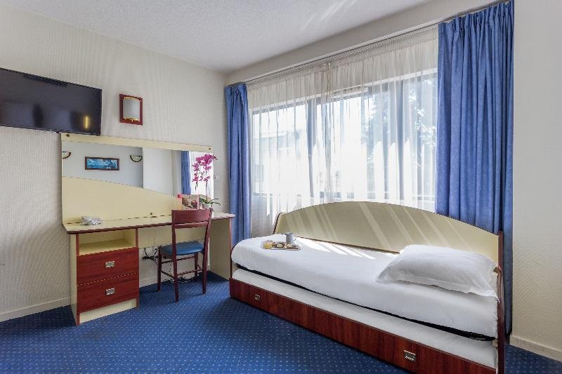 Фото Appart'City Bordeaux Centre