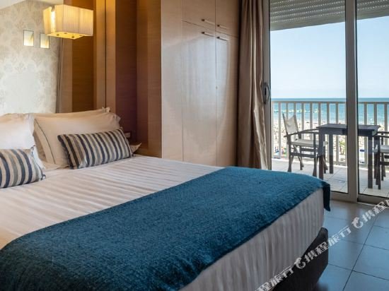 Фото Le Rose Suite Hotel