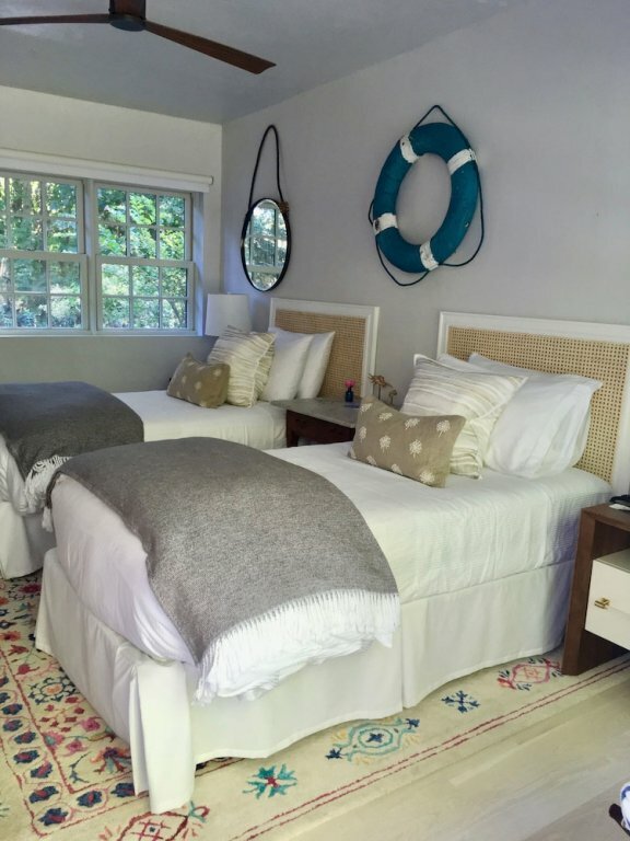 Гостиница A Room At The Beach